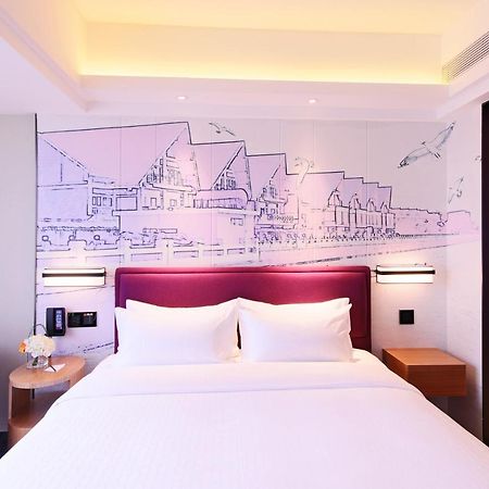 Hampton By Hilton Бэйхай Экстерьер фото